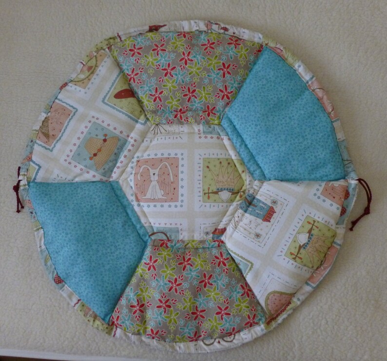 UNIQUE DOG BED small patchwork circular mat bed Etsy