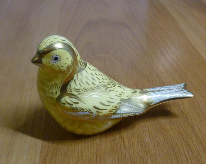 Royal Crown Derby Canary, hand painted, yellow, gold button, 11 cm x 7.5 cm, made in England