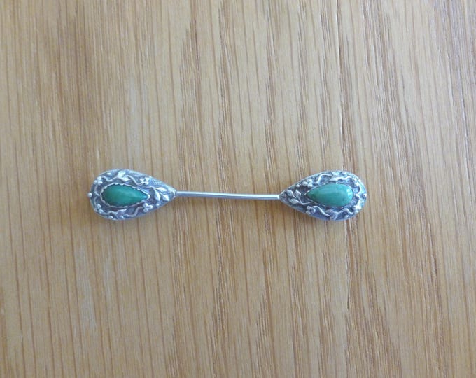 Scottish Brooch, vintage, green stones, bar brooch