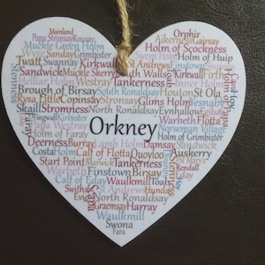 Ornamento decorativo in legno a forma di cuore, Orkney, cimeli, toponimi, legno, realizzato nelle Orkney