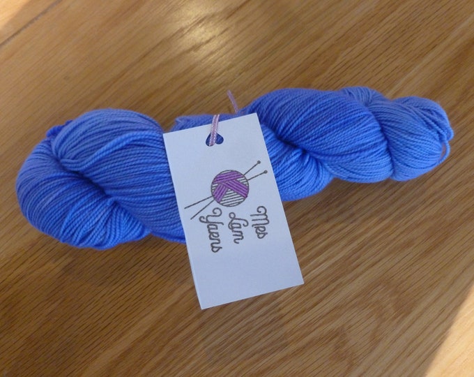Sock Yarn, Mrs Lam Yarns, 4 ply, sock, fingering, 100g, 365 m, soft lavender, blue, purple hues, merino wool, nylon, hand dyed, UK