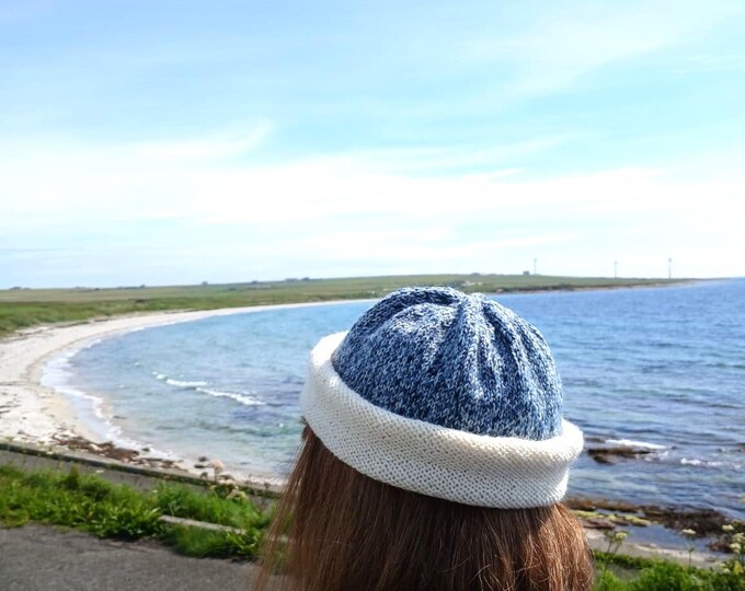 Bonnie Bun Hat, knitting pattern, PDF, digital download, stylish two tone vintage style hat, DK, knitted in the round, designed in Scotland