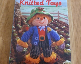Knitted Toys by Jean Greenhowe, vintage pattern book, scarecrows, handknitted toys, knitted dolls, animals, santa, fairy tales, Scotland