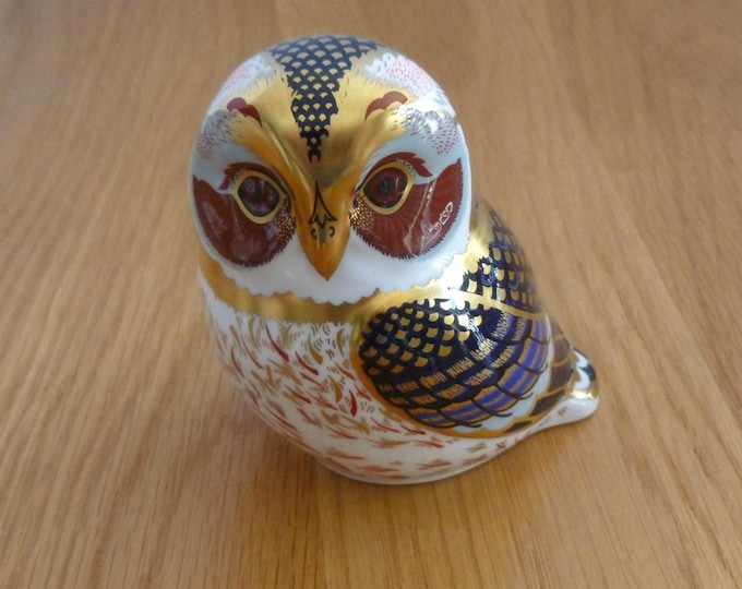 Royal Crown Derby Tawny Owl, vintage, silver stopper, figurine, collectable, made in England, 9 cm x 9 cmx 6.5 cm