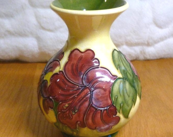 Moorcroft Pottery Hibiscus Vase, yellow, 1950's, handpainted, 13 cm