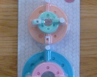 Pom Pom Makers, 4 misure, 3,5 cm, 5,5 cm, 7 cm, 9 cm, perfetto per realizzare pon pom per cappelli, Hobbycraft, cappelli