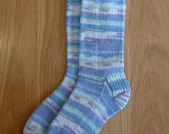 Sock KNITTING PATTERN, straightforward, 4ply, fine, 6 sizes, baby to adult, knits on double ended needles, Wee Window Design, Scotland