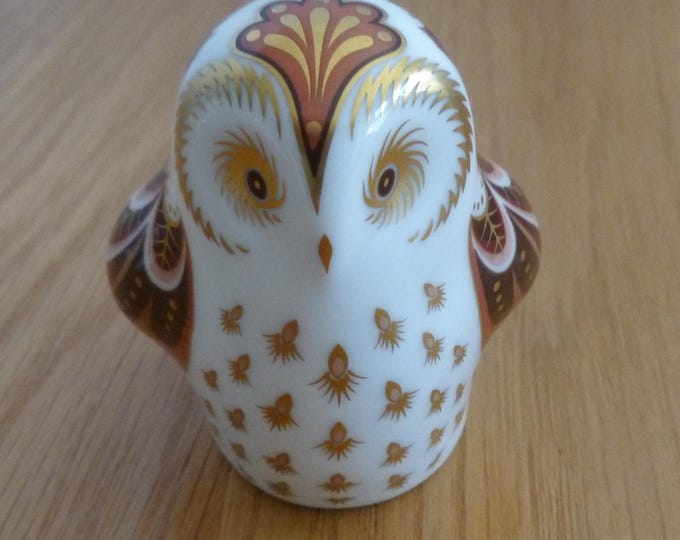 Royal Crown Derby Owlet, Collectors Guild, gold stopper, 6.5 cm x 6cm x 5 cm