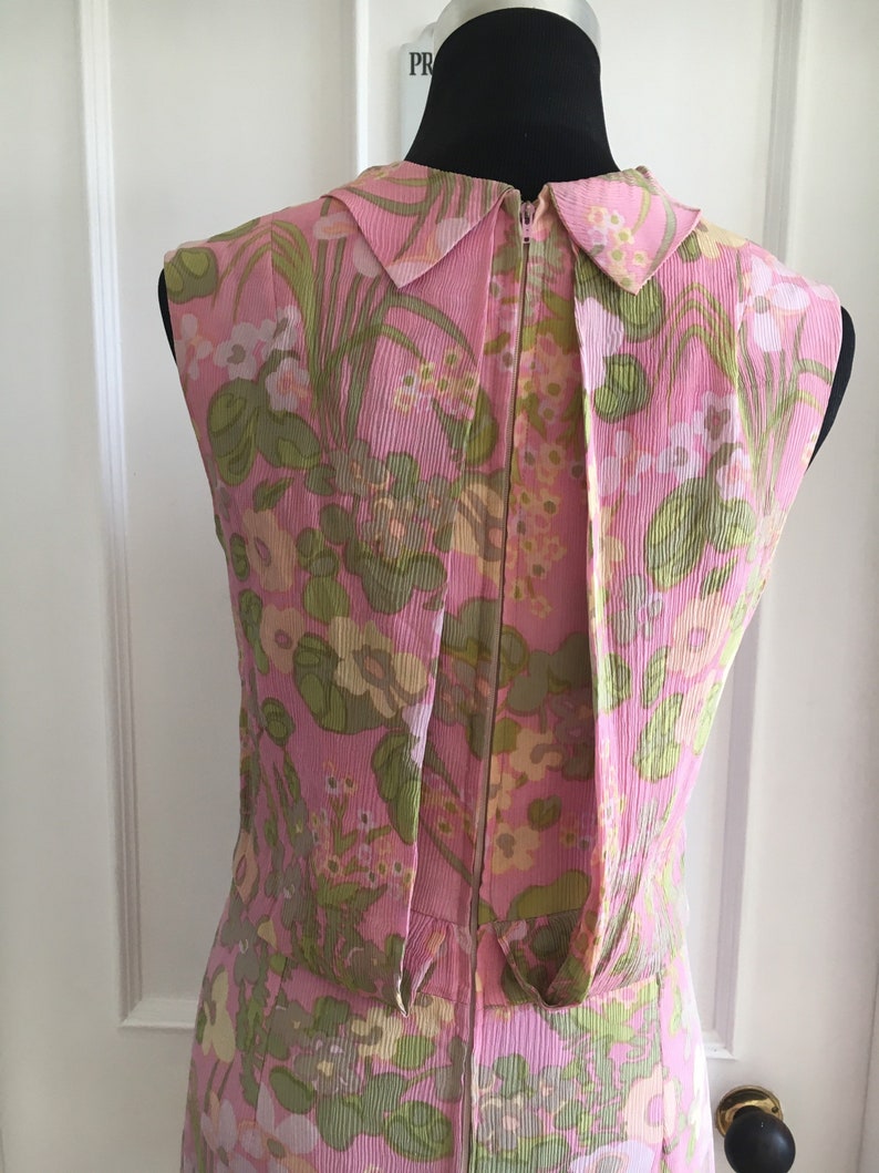 Original swinging 60s silk crepe dress by Harrods