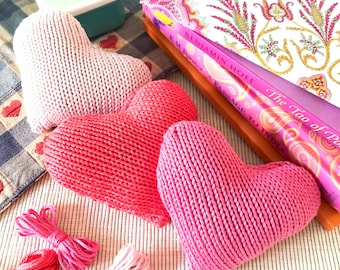 Love Heart Knitting Pattern, Digital Download, Easy Knit