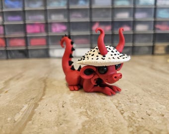 Miniatuurdraak, handgemaakte drakensculptuur, originele fantasiekunst, draakfiguurtje van polymeerklei, klein kunstwerk, origineel cadeau-idee