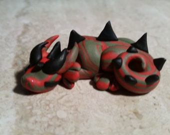 Christmas dragon figurine, dragon sculpture handmade with polymer clay, baby dragon