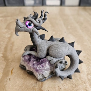 stone dragon sitting on raw amethyst, grey dragon figurine, handmade dragon sculpture, one in a kind gift idea, miniature dragon, fantasy