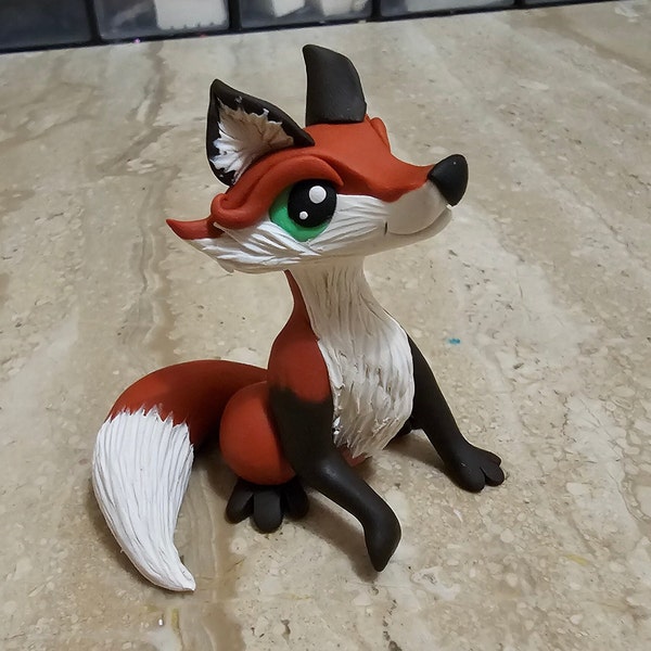 fox figurine, handmade fox sculpture, miniature fox, oryginal gift idea, one in a kind, cute clay creation, polymer clay fox statue