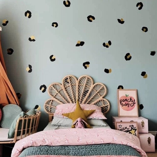 Animal print wall stickers / vinyl decal / leopard print wall decor / spots /irregular dots / nursery decor/ Vinyl Sticker / fake wallpaper