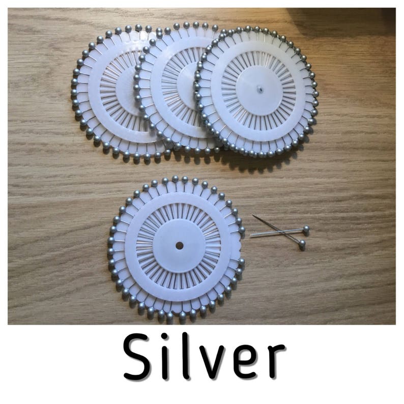 Pearl headed pin wheel 4cm 40 per wheel. 1.5 inch