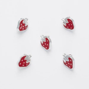 Buttons Red/Silver Strawberry 12mm