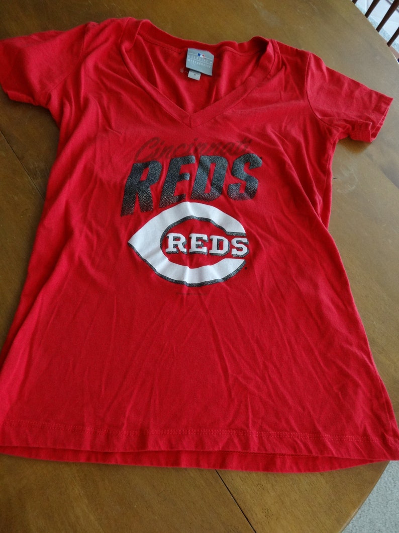 reds t shirts women's