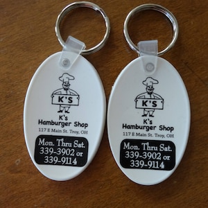2 Vintage Troy Ohio K&#39;s Hamburger Shop Restaurant Diner Black and White Keychains Plastic collectible souvenir Dayton