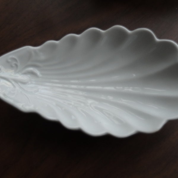 Antique 8" Long White Ironstone White Powell and Bishop China Dish Jewelry Soap Porcelain Ceramic Scalloped edges