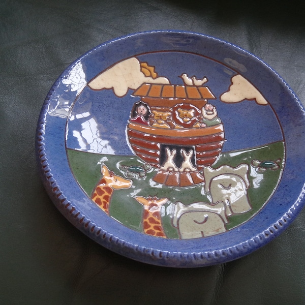 Cincinnati Ohio Earthen Vessel Potters McDowell Noah's Ark Animals 1990 Blue Plate 6.5" Elephant Giraffe Bunnies