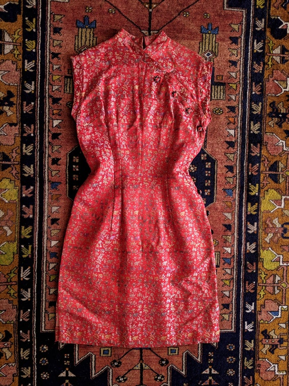 Vintage 1950s Red brocade Cheongsam style dress |
