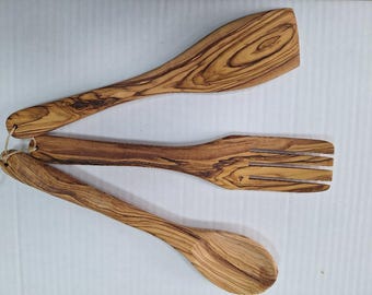 Juego de utensilios de madera de olivo de Belén hechos a mano: cuchara, espátula, tenedor