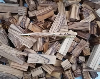 4Ib+ ( 1850g ) Olive Wood Cast Off Cuttings / Cutoffs / Pen Turning blanks .Lumber / 80 - 90 pieces / chunks / 2.50 inch length