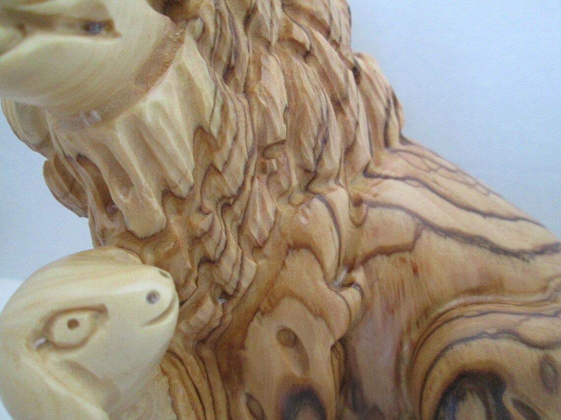 Stunning Bethlehem Olive Wood Lion & Lamb / Sheep Statue . Etsy