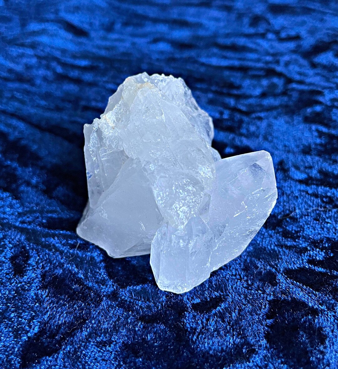 Raw Quartz Cluster Pure White Quartz / Clean and Clear Quartz Crystal
