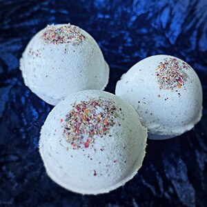 Lavender Rose Bath Bombs, herbal bath fizzy, aromatherapy bath, with essential oils, natural bath products, herbal skincare, witchcraft