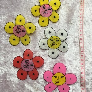 Henny Flower Brooch