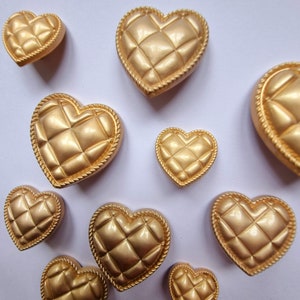 10 x Beautiful Quilted Heart Metal Buttons – 15mm, 20mm, 25mm, Gold, Shank, Love, Textured, Intricate, Matt, Fabric Look, 3D - 10 Buttons