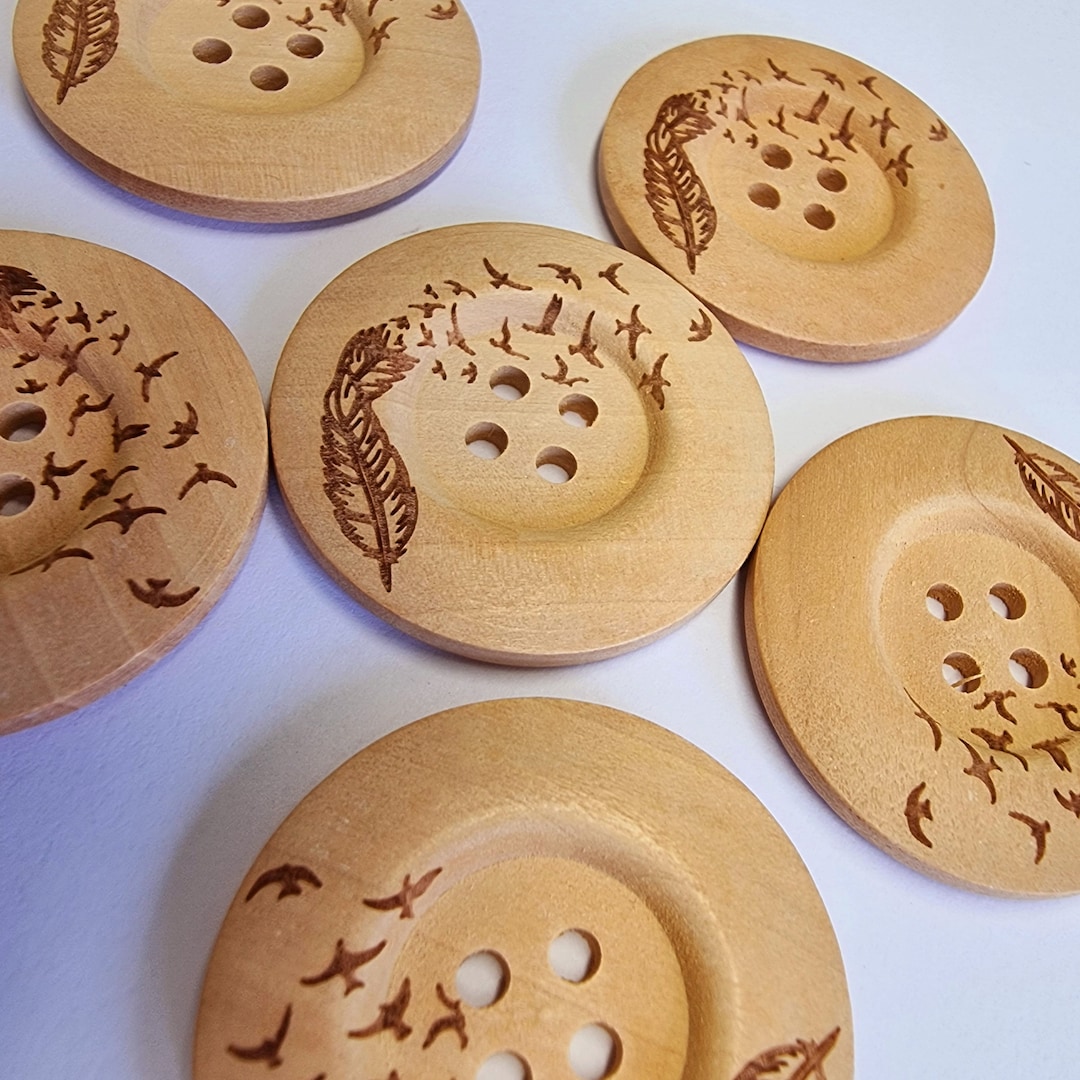 5 X Luxury Wooden Feather Flying Bird Buttons - Large 40mm, Round, 4 ...