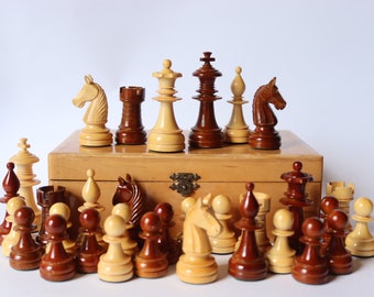 Vintage small chess set, wooden chess set, vintage chess pieces ,christmas gift,gift idea,  chess pieces, queen gambit, staunton