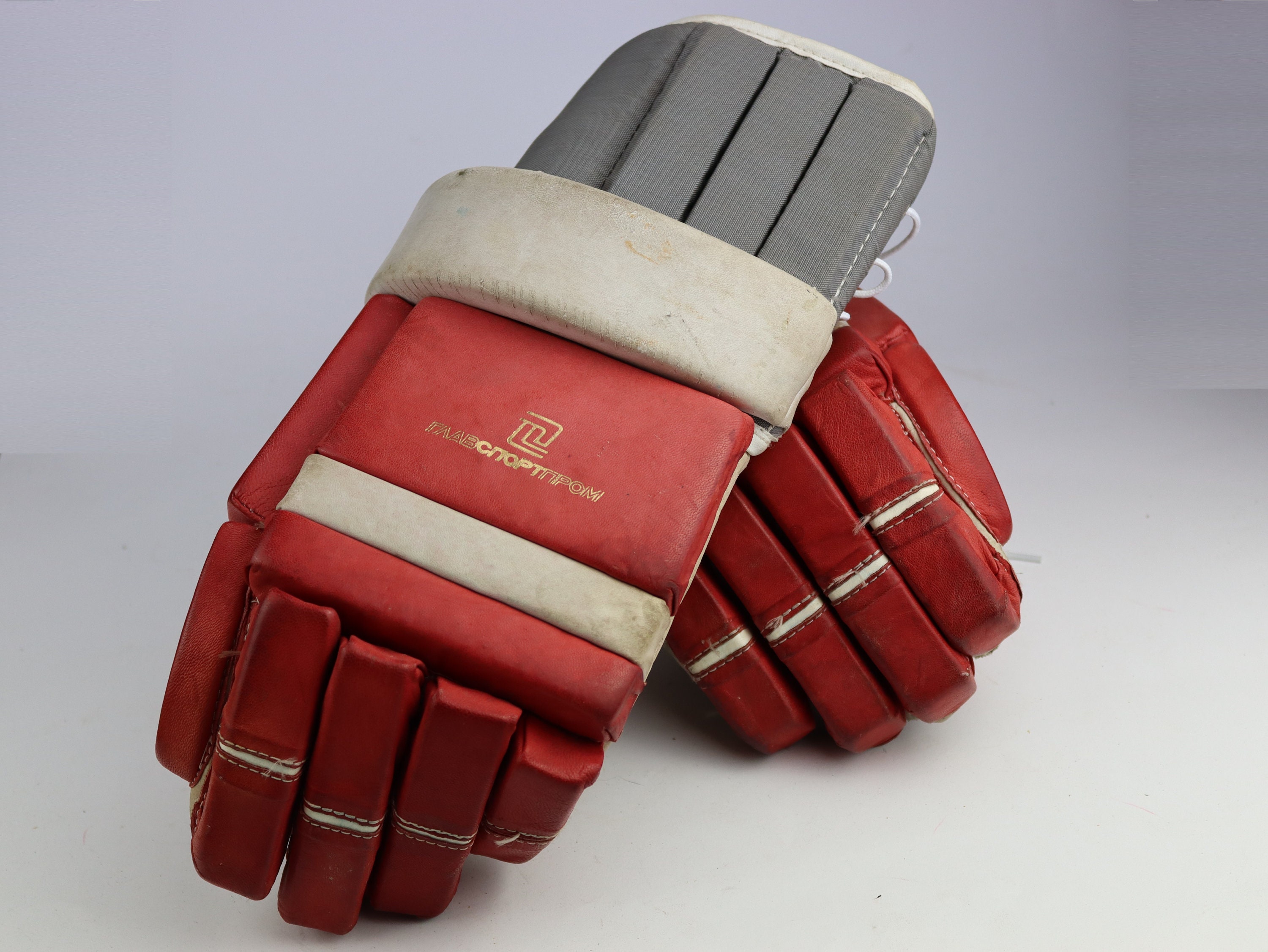 VTG 70's Cooper Armadillo Hockey Gloves Model 28 Size Large/XL UNUSED