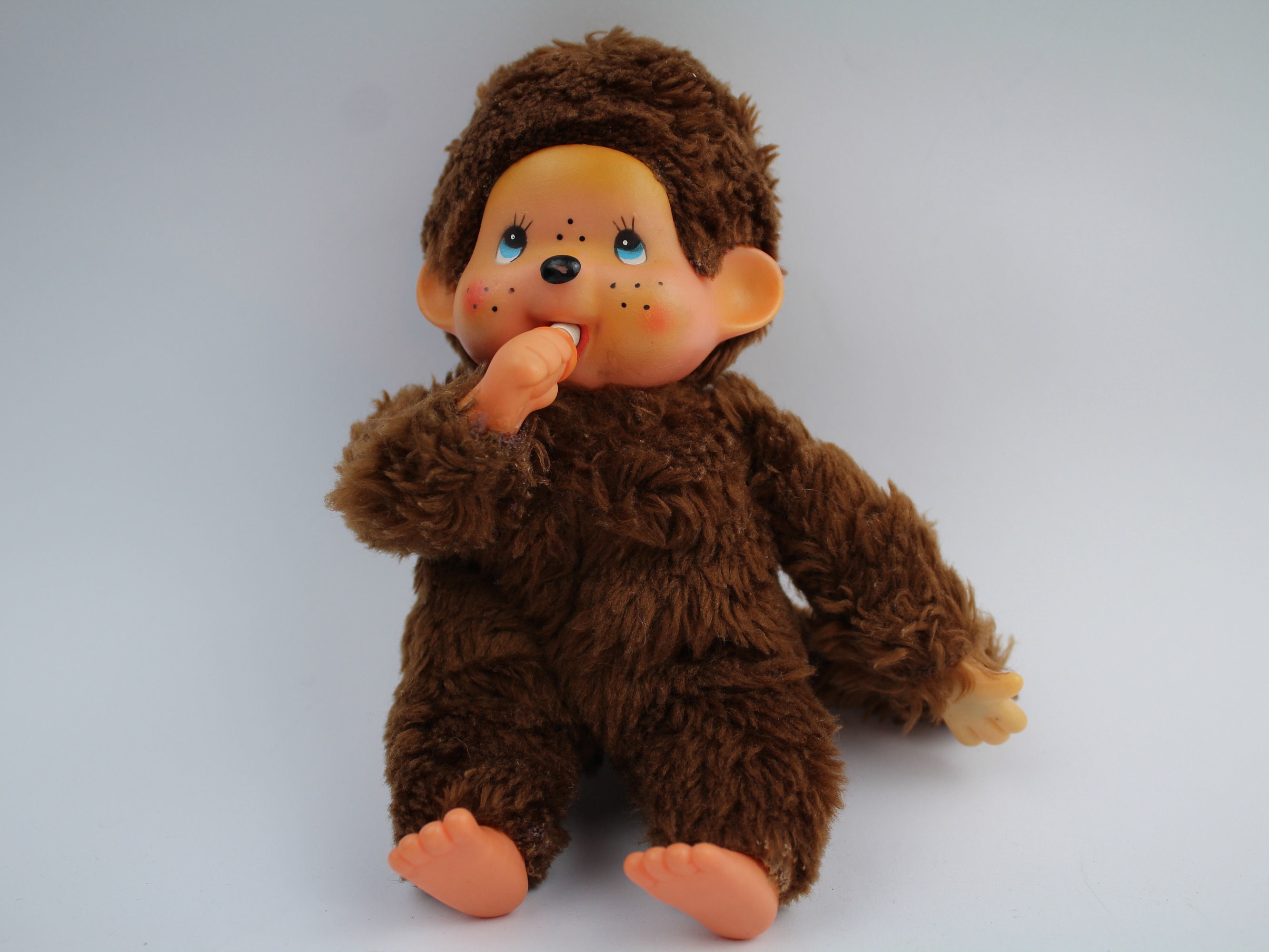 Sekiguchi Monchhichi Doll, 20 cm, Brown, with Original Red