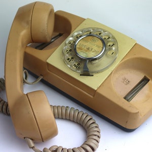 1976 Vintage USA starlite phone. Desk American phone. rotary phone. Disk phone. Vintage phone US . pink phone. wall phone