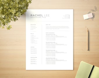 Può includere: Un modello di curriculum vitae bianco con il nome Rachel Lee e il titolo Titolo professionale in alto. Il curriculum include sezioni per Istruzione, Competenze, Premi, Certificati, Chi sono e Esperienza lavorativa.