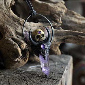 Amethyst skull necklace discount