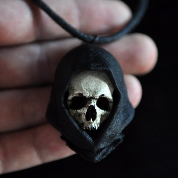 Collier tête de mort d'assassin, pendentif tête de mort unique à capuche, mode sombre pour homme, accessoires GN nécromancien, bijoux macabre, bijoux gothiques