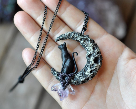 Crater Moon Cat Pendant Cat Jewelry Crescent Sailor Moon Necklace Polymer Clay Jewelry Purple Amethyst Crystal Pendant Resin Pendant