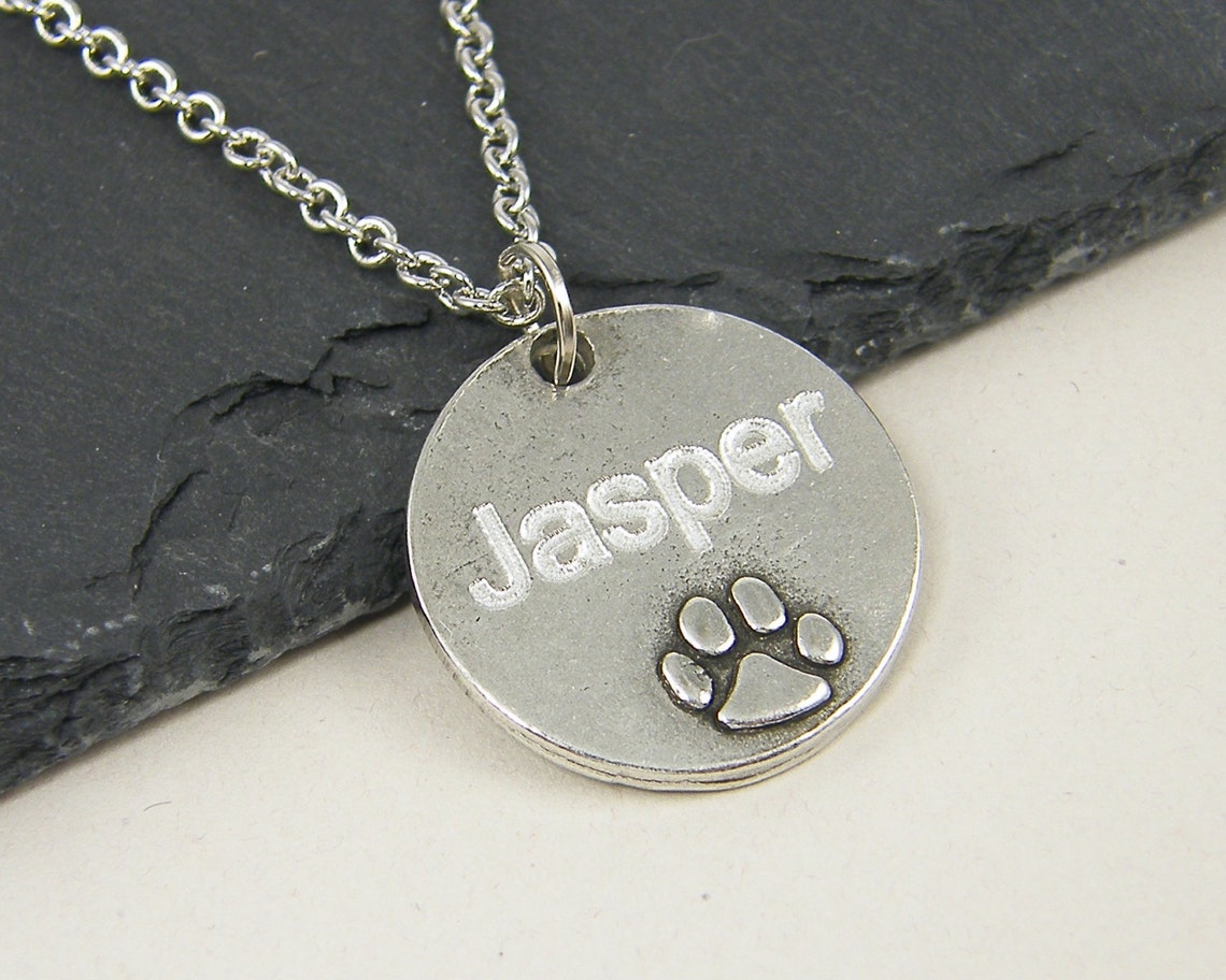 Custom Dog Name Necklace Engraved Paw Print Pendant Etsy