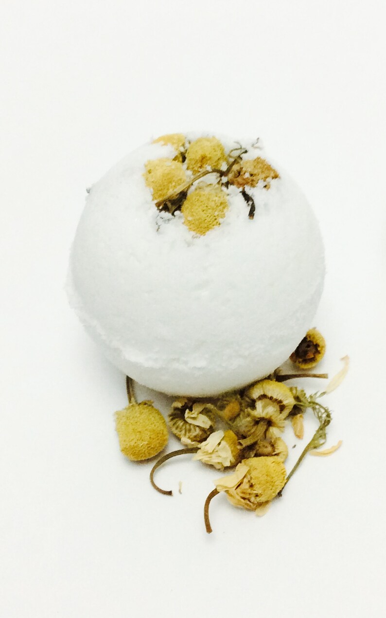 Unique Rustic Bath Bombs for Women Wedding Favour Ideas 12 Wedding Shower Gifts for Guests Mini Bath Bombs Bulk Bling Gold Party Favors