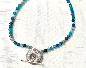 Dragon Vein Agate Front Toggle  Choker Necklace