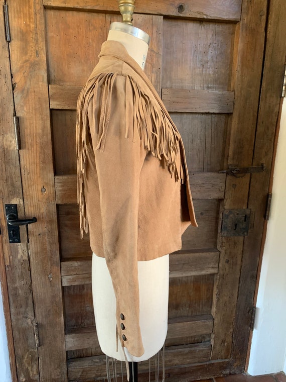 Beautiful tan/camel suede tassel jacket, size Sma… - image 3