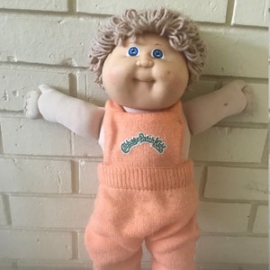 Vintage Dolls, Cabbage Patch doll,  1982, Coleco, toys and games