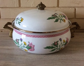 Vintage Enamel pot with lid, flower design, Gold trim, kitchen and dining, Home and Living.