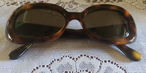 Vintage Sunglasses, Norma Kamali 7002 110 Sunglasses,… - Gem