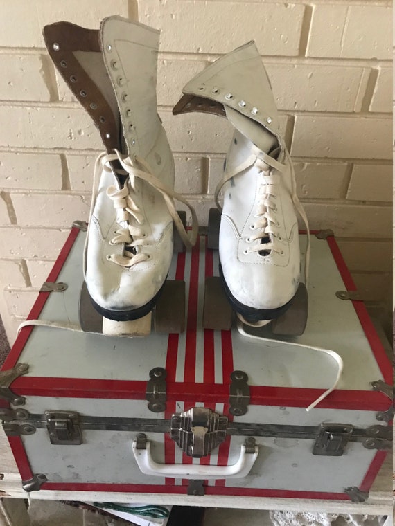 Vintage Ladies Roller Skates, Chicago Roller Skate